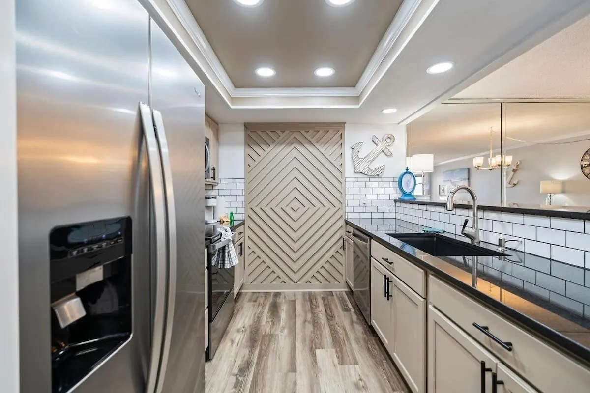 Moondrifter 205 - Sand-Side Oasis - Sleeps 6 Panama City Beach
